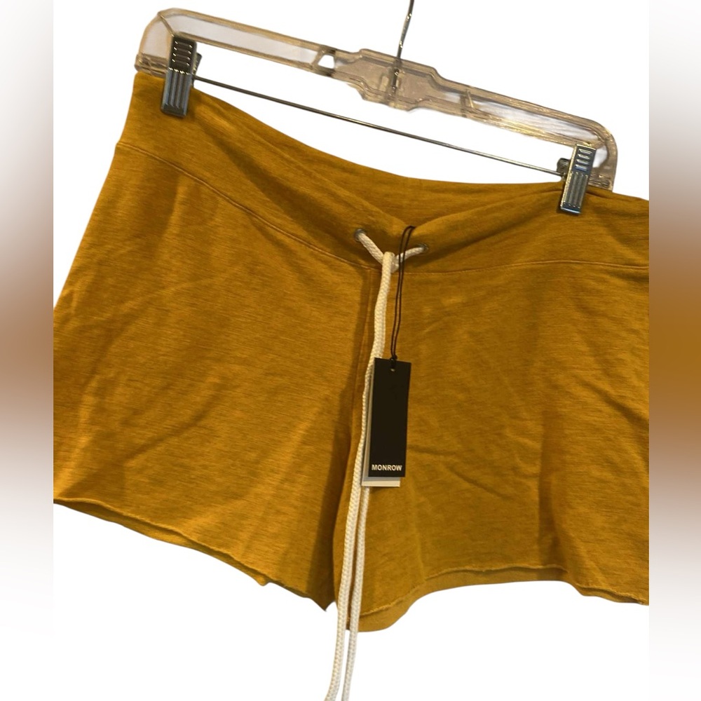 NWT Monrow shorts GOLD Size L